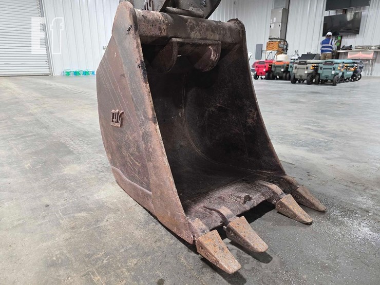 2014-deere-310k-image-14