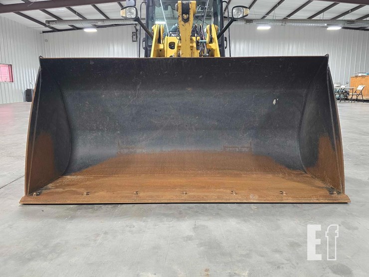 2018-caterpillar-906m-image-11