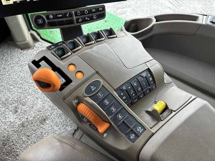 2024-john-deere-9r-590-image-88