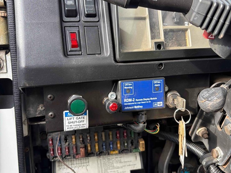 international-4900-image-20