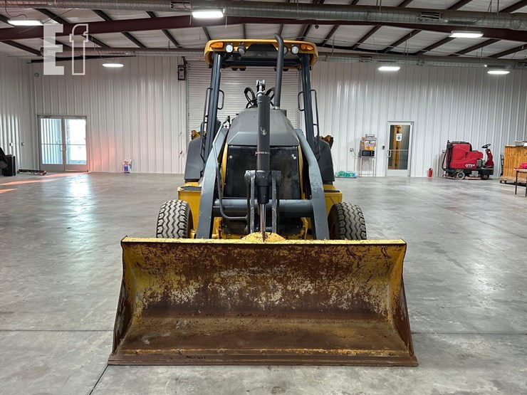 2020-deere-310l-ep-image-7