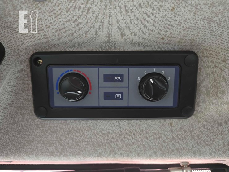 2022-xcmg-xc938u-image-29