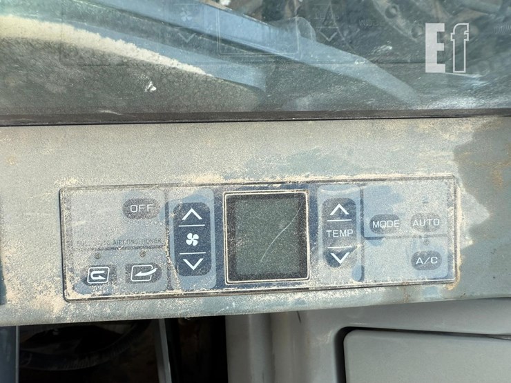 2022-xcmg-xe210u-image-24