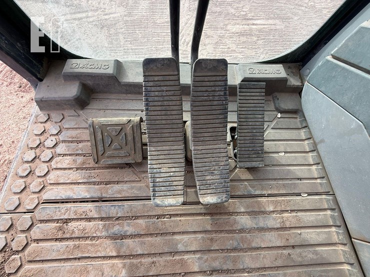 2022-xcmg-xe210u-image-29