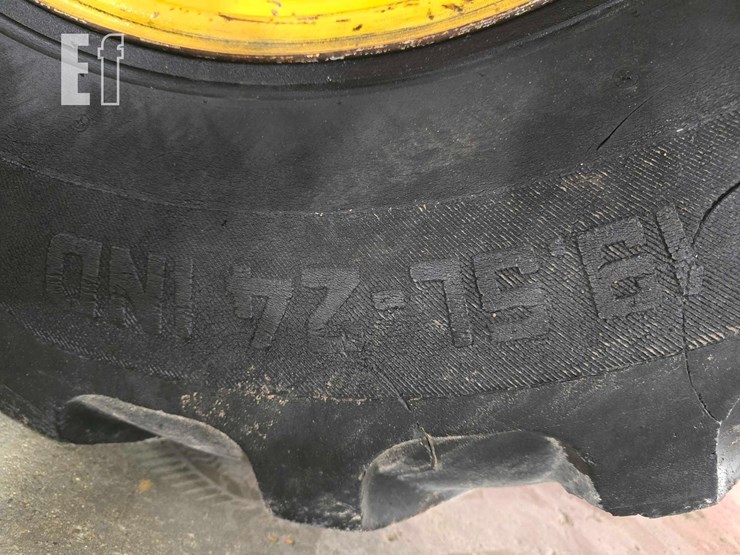 2014-deere-310k-image-31