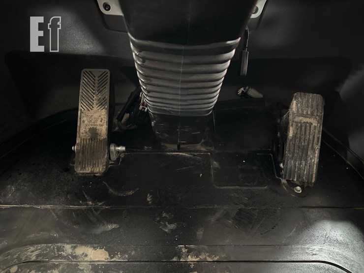 2021-xcmg-xc938u-image-19