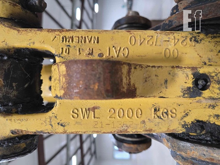 2021-caterpillar-303.5e2-cr-image-15