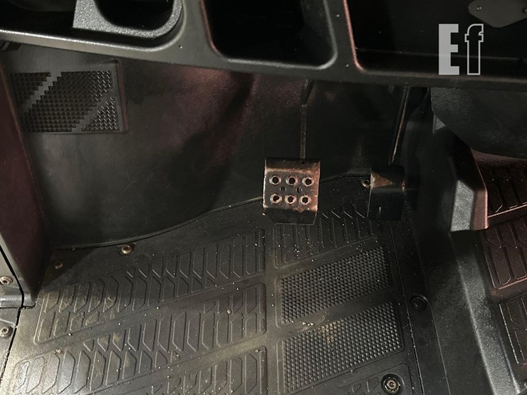 polaris-pro-xd-fs-diesel-crew-image-14