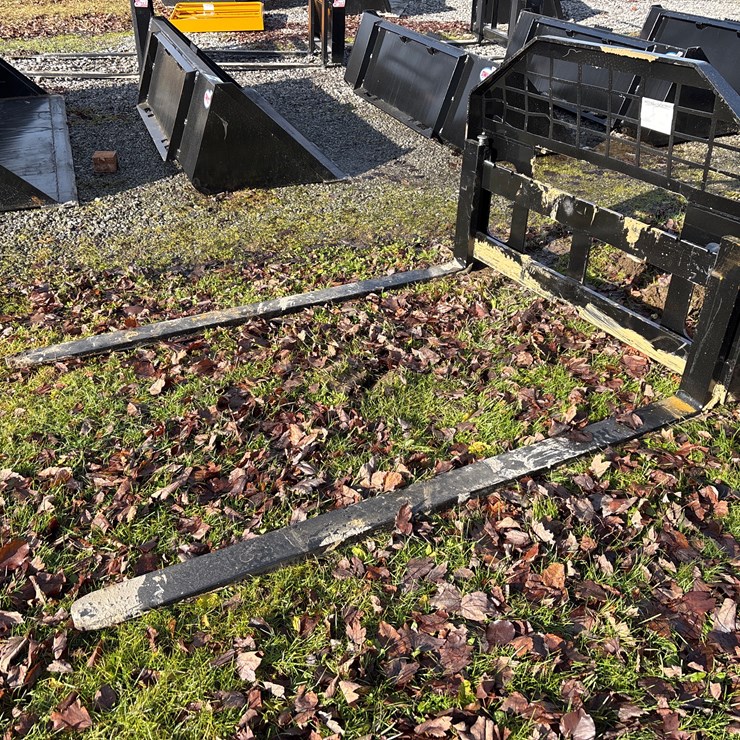 #2929 • new 60” pallet fork attachment