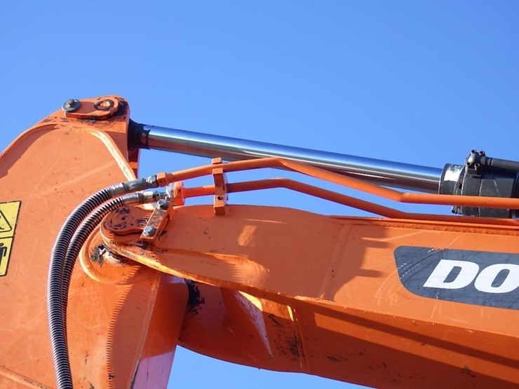 doosan-dx140-lc-5-image-12