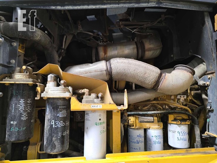 2015-deere-672g-image-24