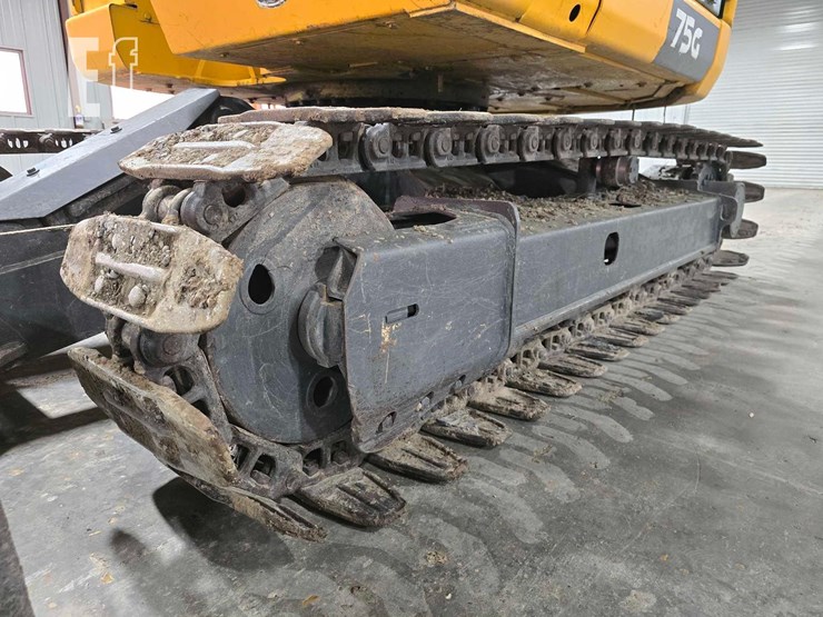 2016-deere-75g-image-26