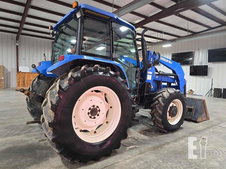 new-holland-tl100a-image-3