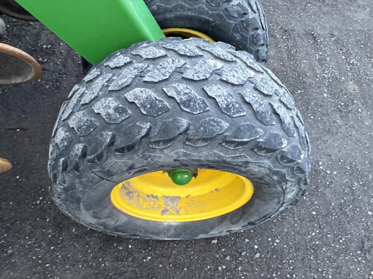 john-deere-1590-image-23