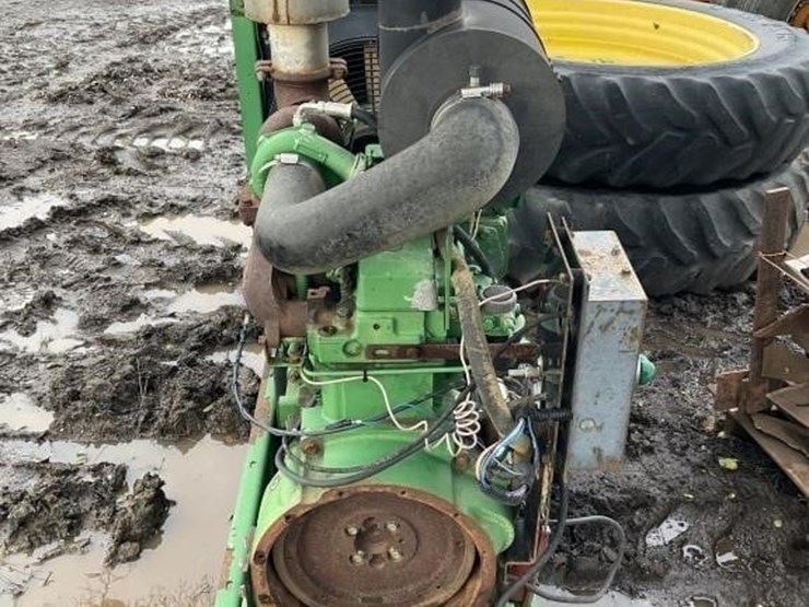 john-deere-4-cyl-stationary-engine-image-2