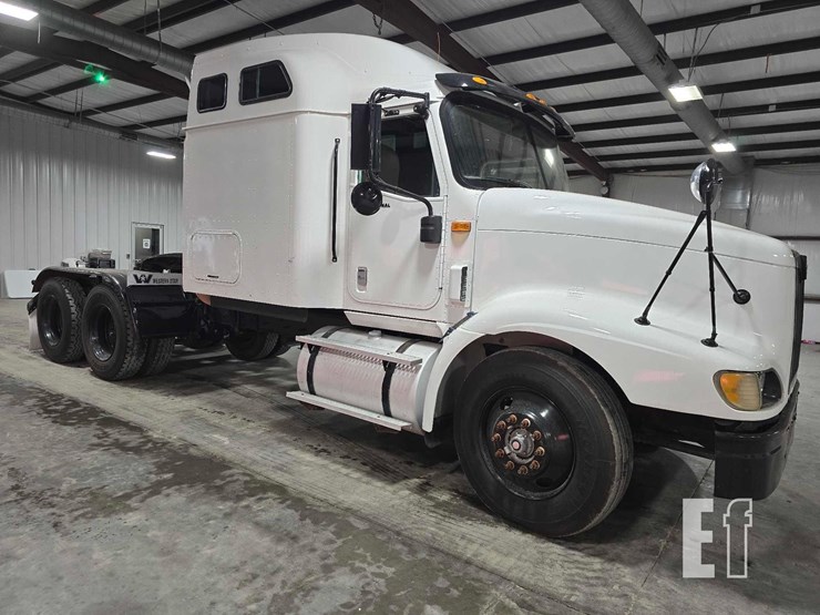 2005-international-9400-image-2