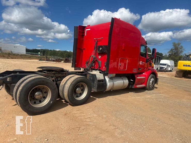 2016-peterbilt-579-image-4