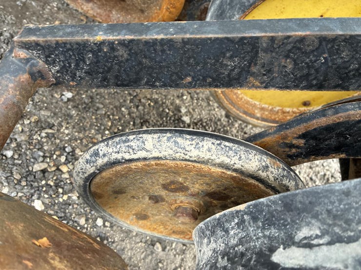 john-deere-750-image-10