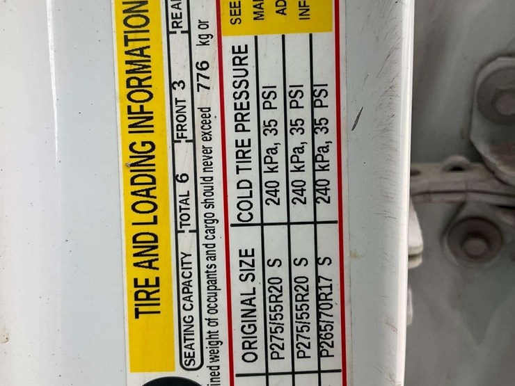 2018-chevrolet-silverado-1500-image-10