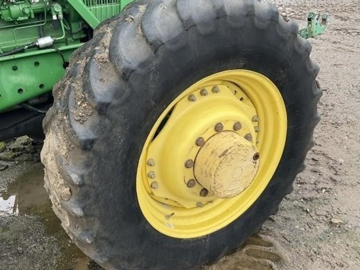 john-deere-7810-image-16