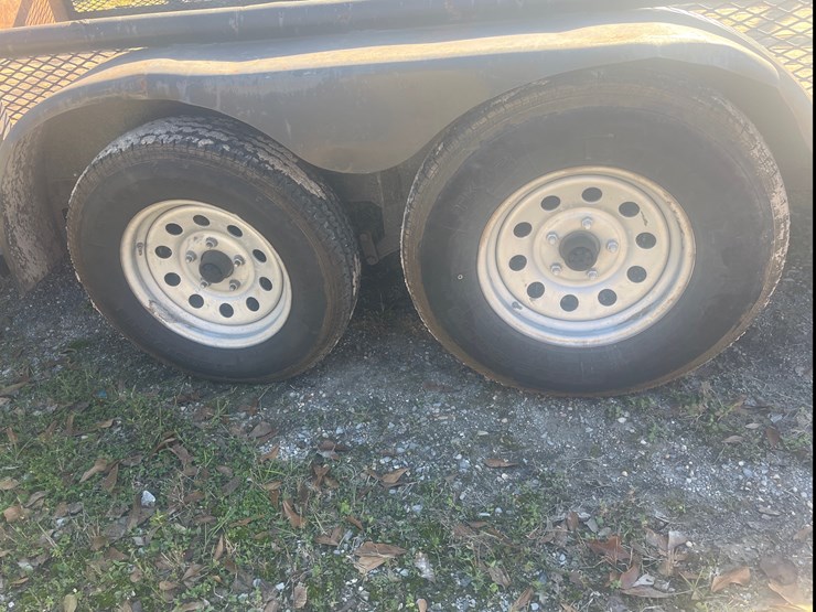 #17-•-17ft-utility-trailer-image-4