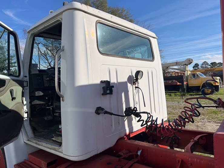 1995-international-4900-image-27