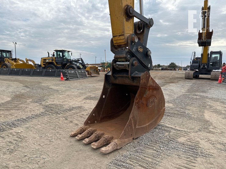 2022-xcmg-xe210u-image-11