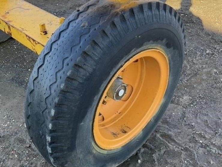 custom-36'-5th-wheel-implement-carrier-image-16