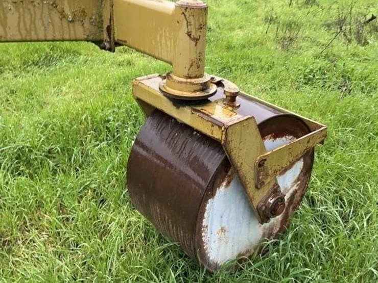 (offsite)-schmeiser-18'x40'-triplane-image-14