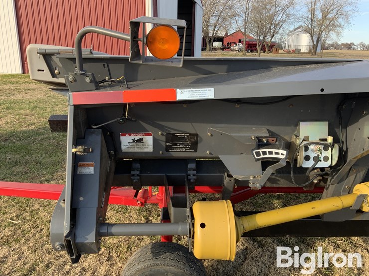 2010-gleaner-3000-image-13