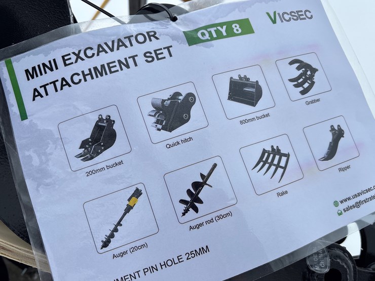 #3011-•-2025-unused-giyi-qty-(8)-excavator-attachment-image-2
