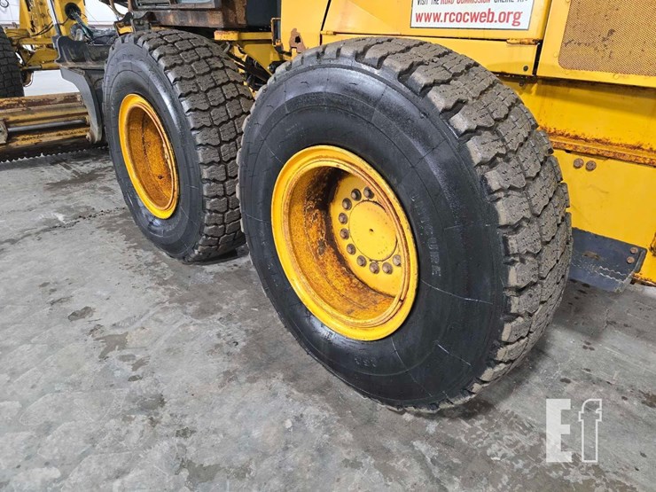 2015-deere-672g-image-29