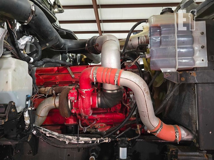 2004-international-paystar-5900-image-22