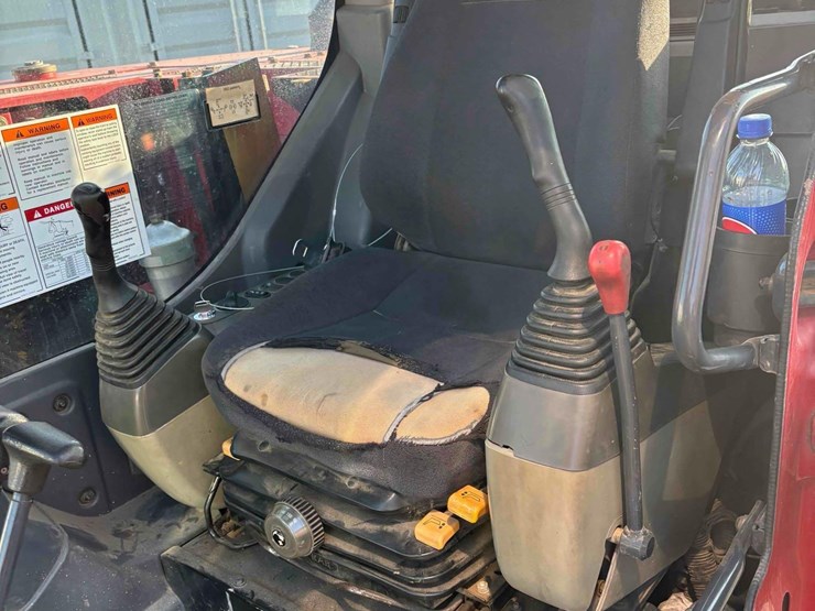 2009-komatsu-pc138-lc-image-19