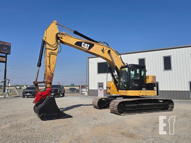 2011-caterpillar-321d-lcr-image-1