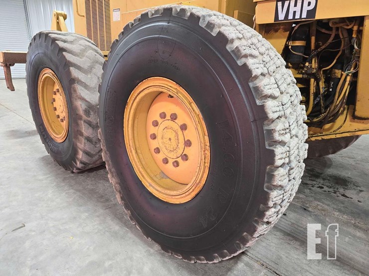 1995-caterpillar-140h-image-26