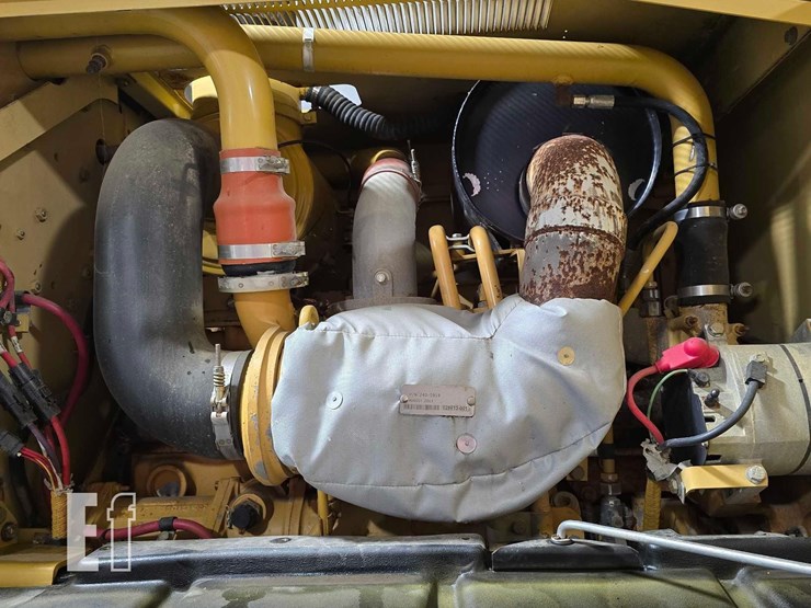 2007-caterpillar-140h-image-30