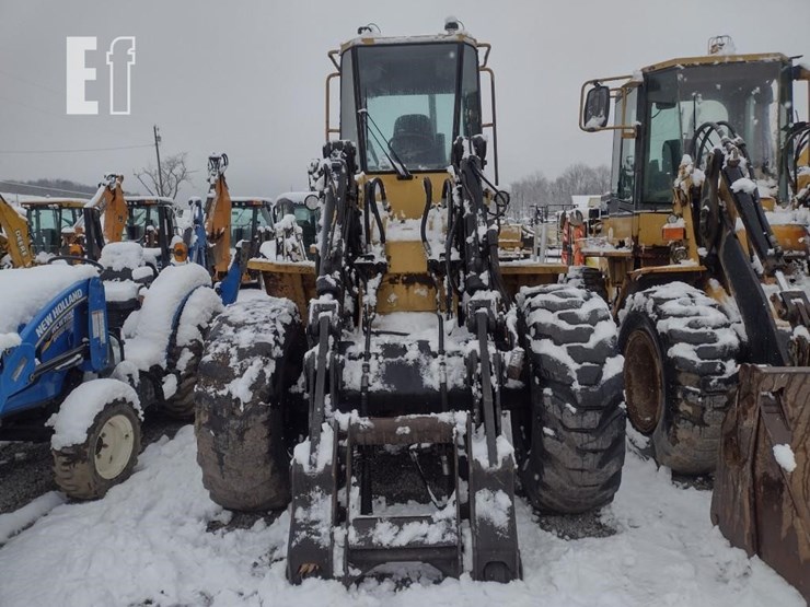 caterpillar-it28-image-2