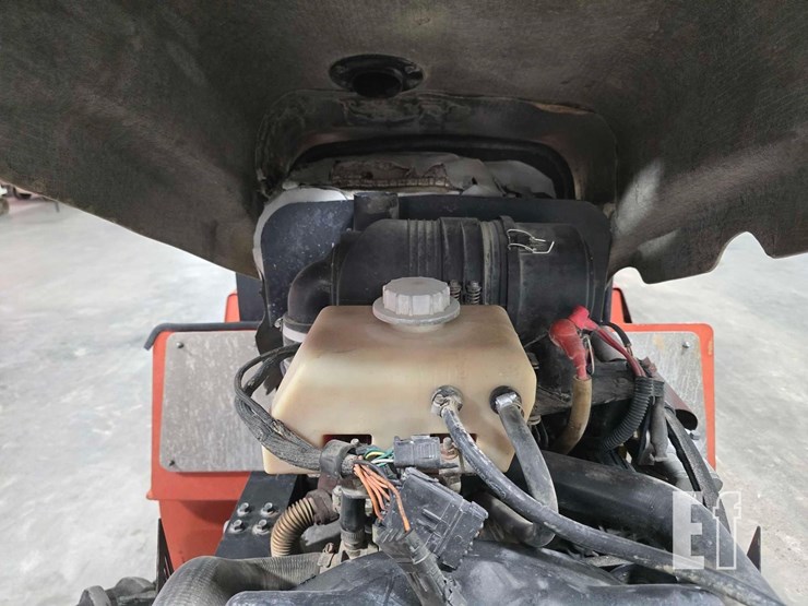 2015-ditch-witch-rt45-image-21