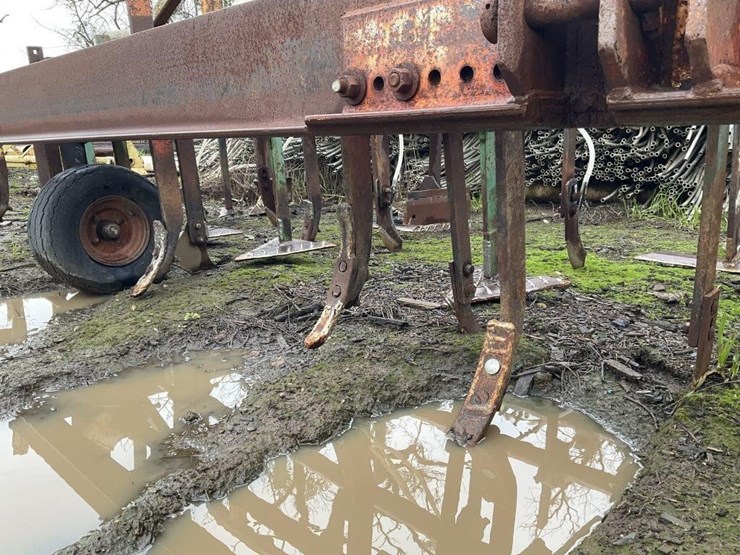 custom-3-pt-5-row-60"-cultivator-image-10