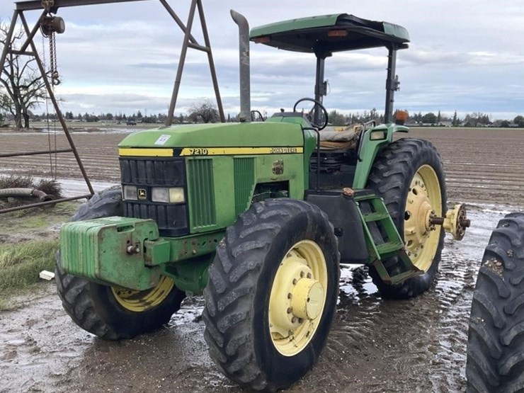 john-deere-7210-image-1