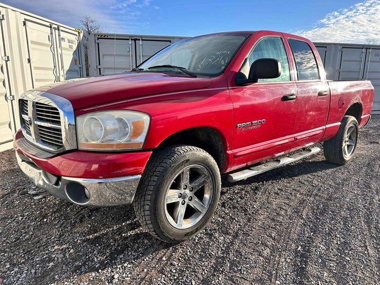 2006-dodge-1500-image-1