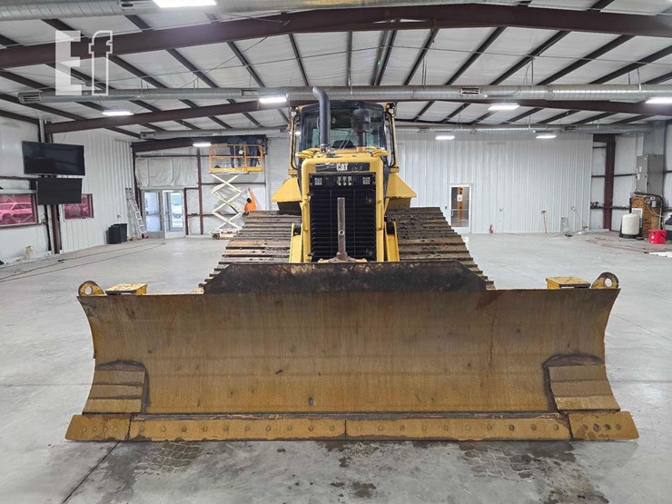 2013-caterpillar-d6n-lgp-image-7