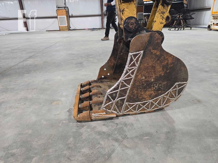 2021-caterpillar-304e2-cr-image-13