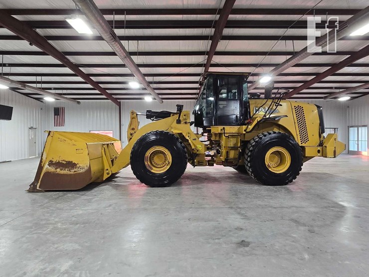 2012-caterpillar-972k-image-5