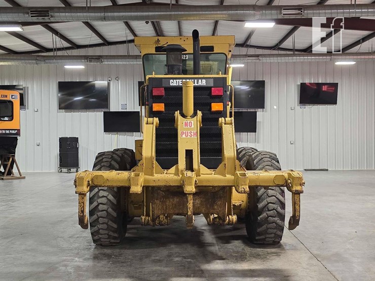 2001-caterpillar-140h-image-8