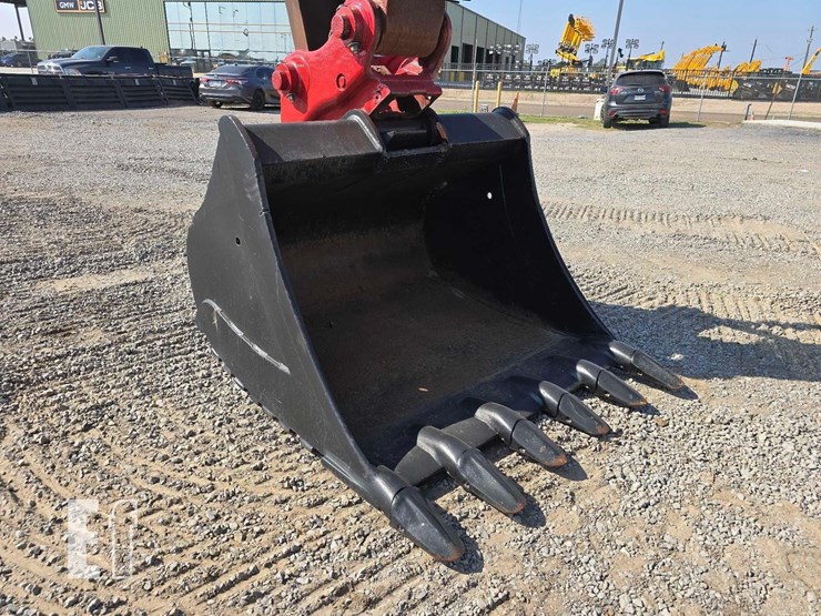 2011-caterpillar-321d-lcr-image-10