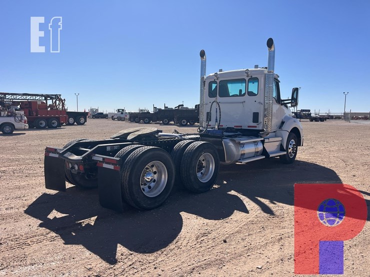 2024-kenworth-t880-image-4