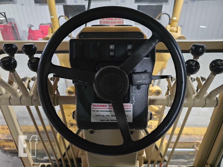 2005-caterpillar-140h-image-15