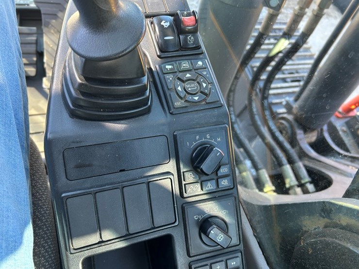 #122558-•-2017-volvo-ec160el-#vcec160ec00310212-image-39